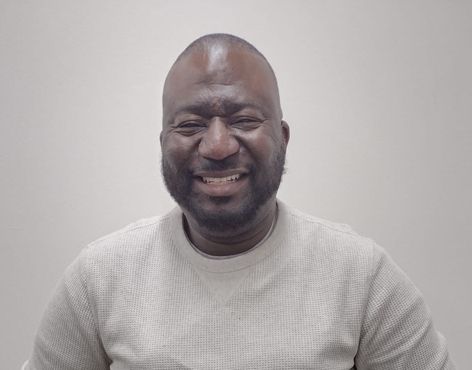 Portrait of Lateef Kelani, PMHNP-BC, Founder & Psychiatric Director